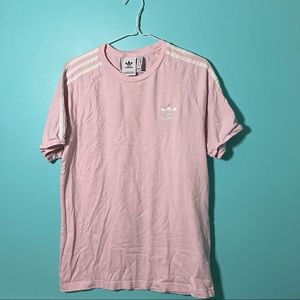 ❤️‍🔥3 / 30❤️‍🔥 adidas pink t shirt